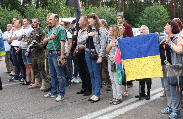 Скандальный крестный ход на Киев: появилось видео инцидента в Житомире