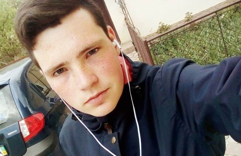 На аттракционе «Канатная дорога» разбился 16-летний юноша: подробности трагедии в Новоград-Волынском