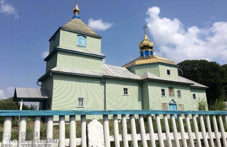Религиозный конфликт на Житомирщине: ещё одна церковь УПЦ МП может перейти в подчинение Киевского патриархата