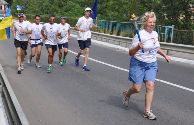 Через Житомир пройдет международная эстафета «Всемирный бег ради гармонии»