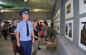 «Празднуем и помним». В Житомире открыли масштабную выставку, посвященную воинам АТО. ФОТО