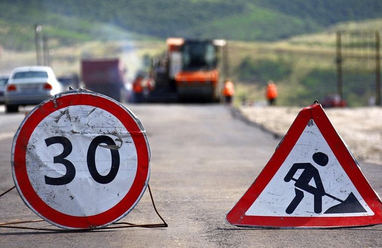 Автотрасса Житомир – Черновцы с сегодняшнего дня закрыта на ремонт