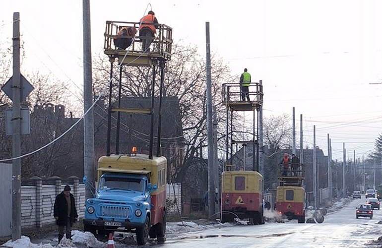 Строительство новой троллейбусной линии в Житомире: работы планируют закончить до конца года. ФОТО