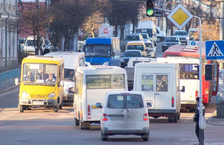 Новая транспортная реформа: с центральных улиц Житомира хотят убрать более 100 маршруток