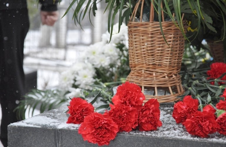 В Житомире возложением цветов почтили память ликвидаторов аварии на ЧАЭС. ФОТОРЕПОРТАЖ