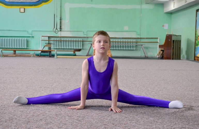 Юные житомирские гимнасты обзавелись новой спортивной формой. ФОТО