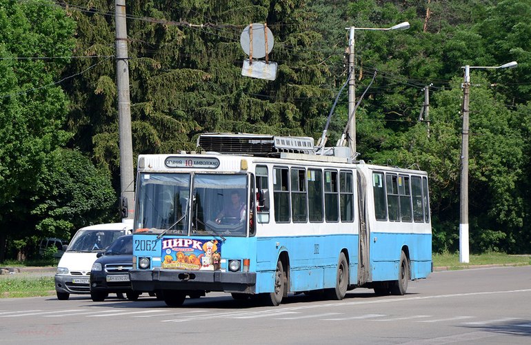 Из-за ремонта перекрестка троллейбус №10 в Житомире будет курсировать по измененному маршруту