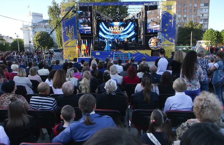 Как в Житомире праздновали День Европы. ФОТОРЕПОРТАЖ