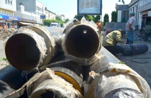 До 8-го июня не успели: ремонт теплосети на улице Киевской в Житомире затянется