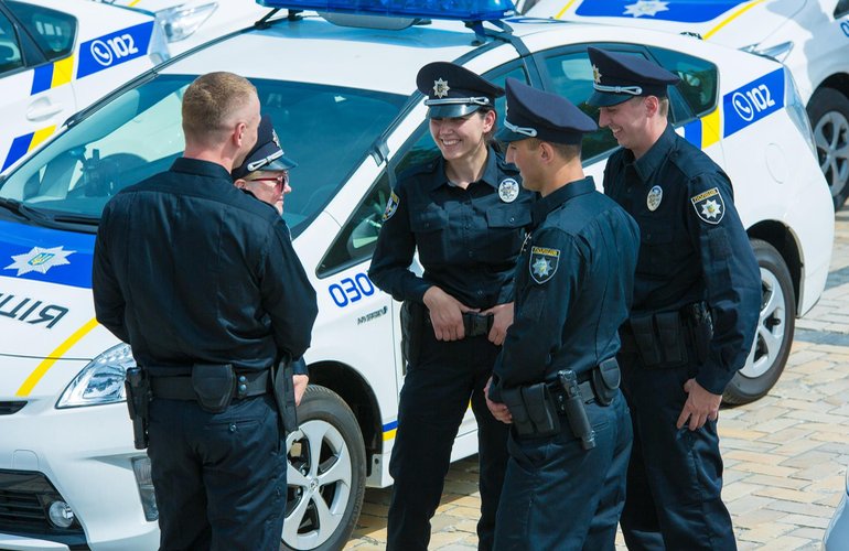 Более 500 человек изъявили желание служить в патрульной полиции Житомира