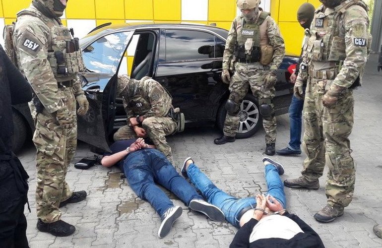 Кримінал: Бойцы СБУ жестко задержали агента ФСБ в Запорожье. ВИДЕО