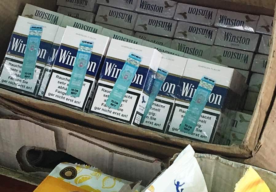 Кому война, а кому мать родна: на Житомирщине продавали сигареты, привезенные из «ДНР». ФОТО