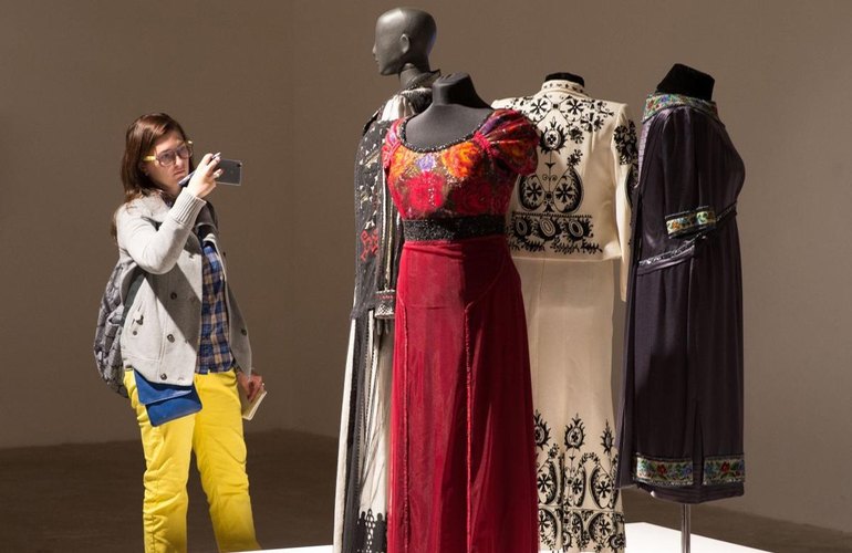 Сегодня в Житомире откроют выставку одежды из коллекций украинских fashion-дизайнеров