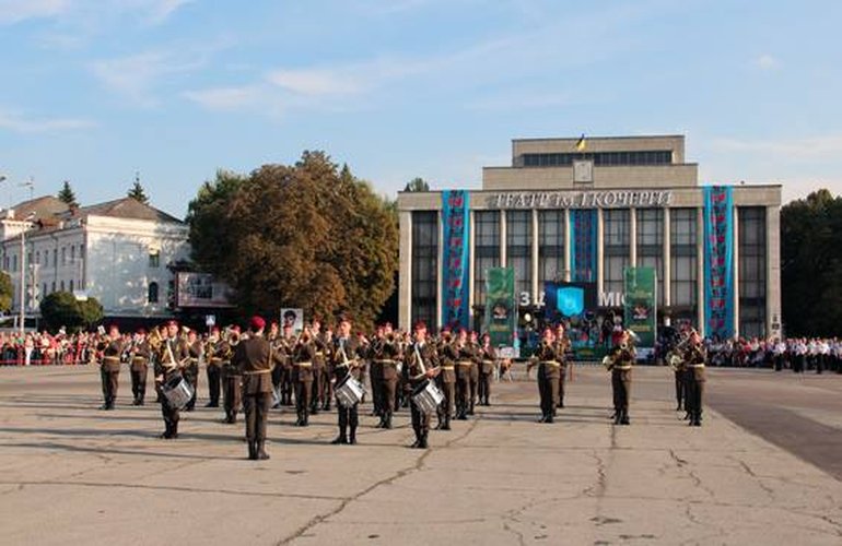 Праздничные мероприятия в городах Житомирской области прошли без грубых нарушений – полиция