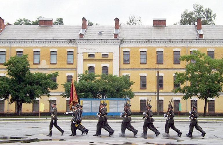 Военный институт имени Королёва приглашает житомирян на День открытых дверей