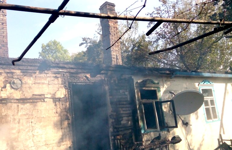 Пожар на Житомирщине: женщина забыла выключить сушку для грибов и осталась без крыши над головой