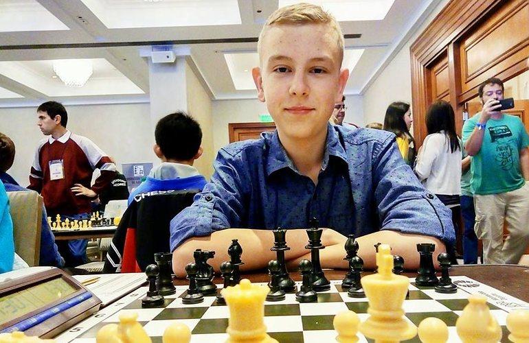 14-летний парень из Житомира попал в 30-ку лучших шахматистов мира