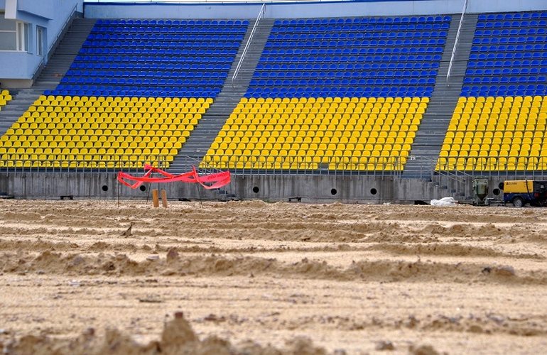 На стадионе «Полесье» в Житомире установят подогрев газона, чтобы принимать матчи Премьер-лиги