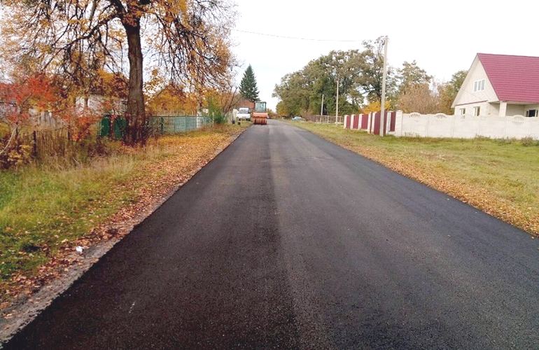 В Житомирской области ремонтируют 40 км автодорог местного значения