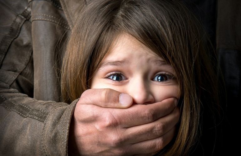 9-летнюю девочку спасли от изнасилования в Новограде-Волынском. ФОТО