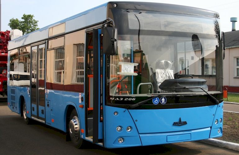 В Житомире есть сотня желающих водить новые коммунальные автобусы – Сухомлин