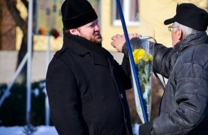 «Ганьба! Геть московського попа!»: в Бердичеве во время чествования Небесной Сотни произошел скандал. ВИДЕО