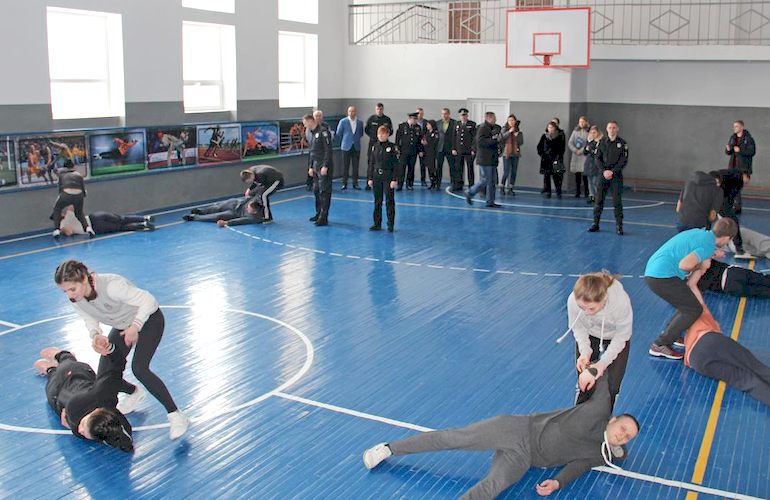 В Житомире для подготовки полицейских открыли обновлённый спорткомплекс. ФОТО