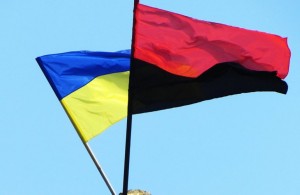 В Житомире красно-черный флаг решено вывешивать рядом с национальным