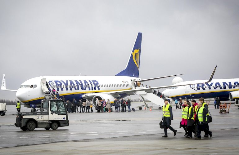 Авиакомпания Ryanair официально пришла в Украину: билеты от 10 евро