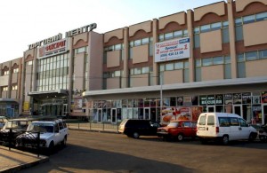 В Житомире проверили пожарную безопасность торгового центра на Житнем рынке. ФОТО