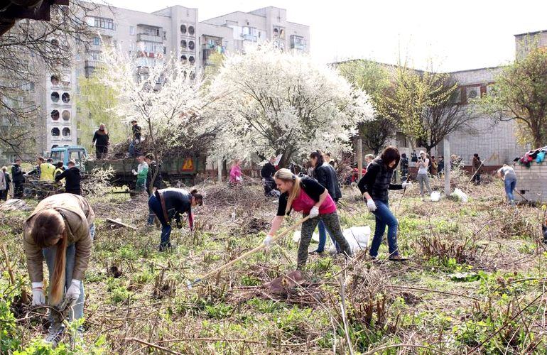 Житомирян призывают выйти на весеннюю толоку по озеленению и благоустройству города