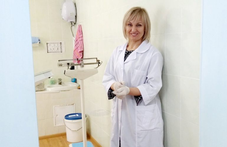 Выездная бригада врачей-онкологов проводит осмотр жителей Житомирской области