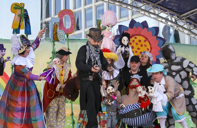 В Житомир на фестиваль съехались представители кукольных театров со всей Украины. ФОТОРЕПОРТАЖ