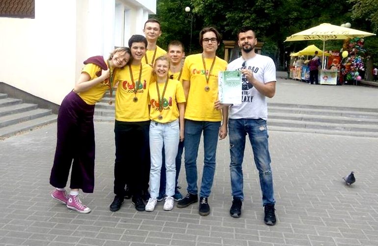 Школьники из Житомира стали призерами чемпионата Европы по «Что? Где? Когда?». ФОТО