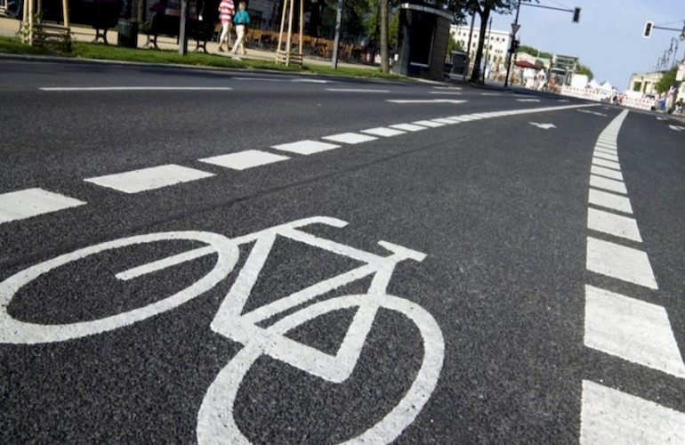 Житомир велосипедный: Ткачук рассказал о планах обустройства велополос на улицах города