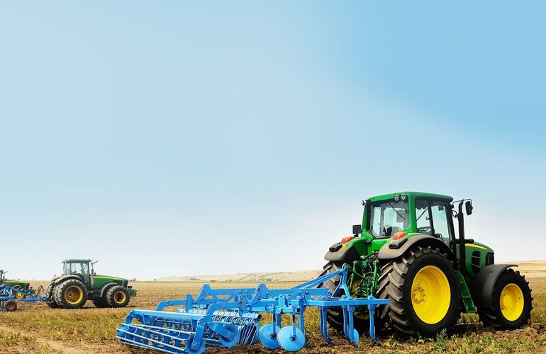 ПриватБанк пропонує фермерам лізинг сільгосптехніки з економією на податкових платежах