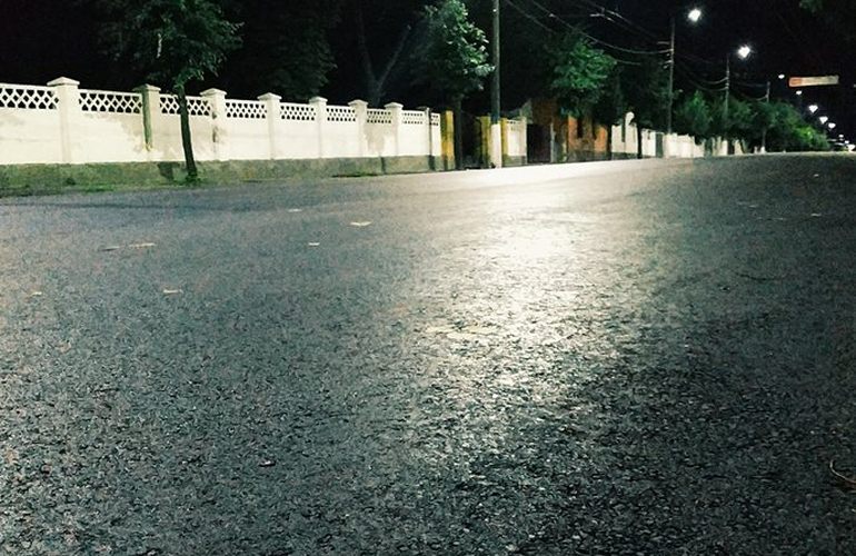 Мэр Житомира остался недоволен качеством ремонта дороги по улице Победы