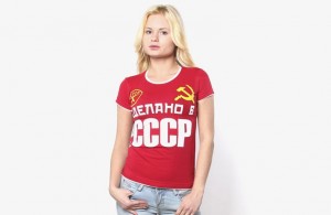 В Житомире разгорелся скандал из-за девушки, которая ходила в футболке СССР. ВИДЕО