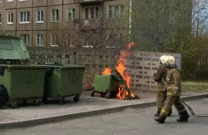  Во время пожара на площадке мусорных баков в Житомире погиб бездомный 