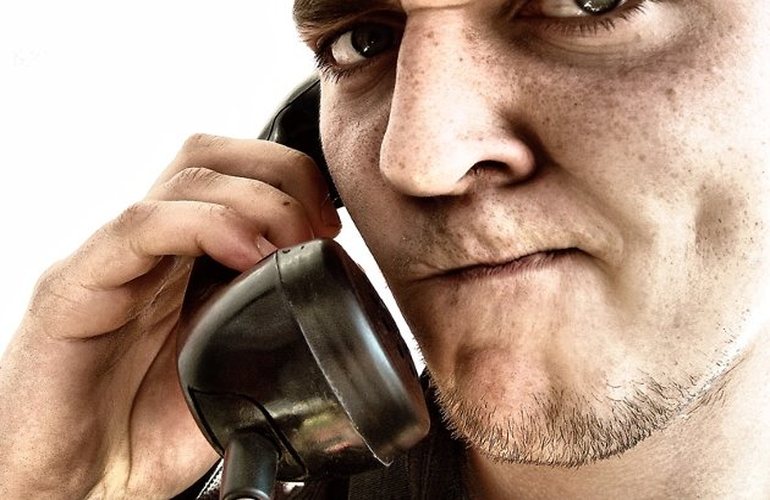 Телефонное мошенничество: жители Житомирщины продолжают раздавать деньги незнакомцам