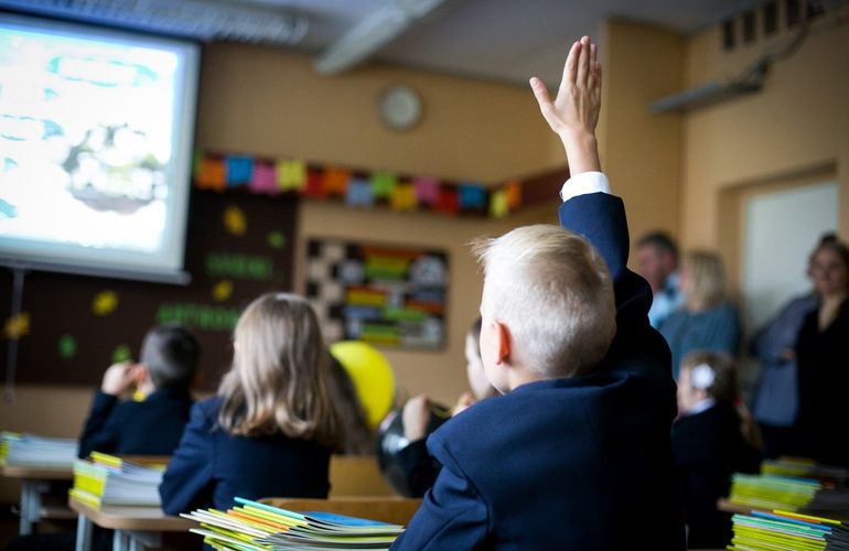 В мэрии ответили на петицию о запрете религиозных уроков в школах Житомира