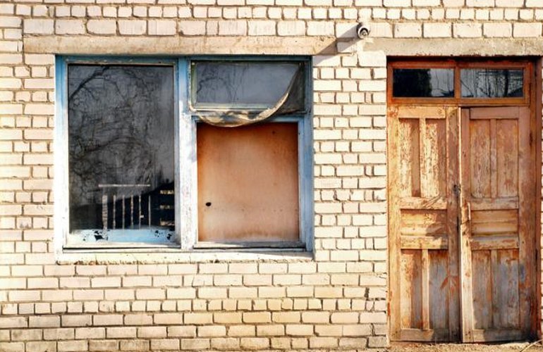 Депутаты передумали приватизировать здание бывшего детского инфекционного отделения в Житомире