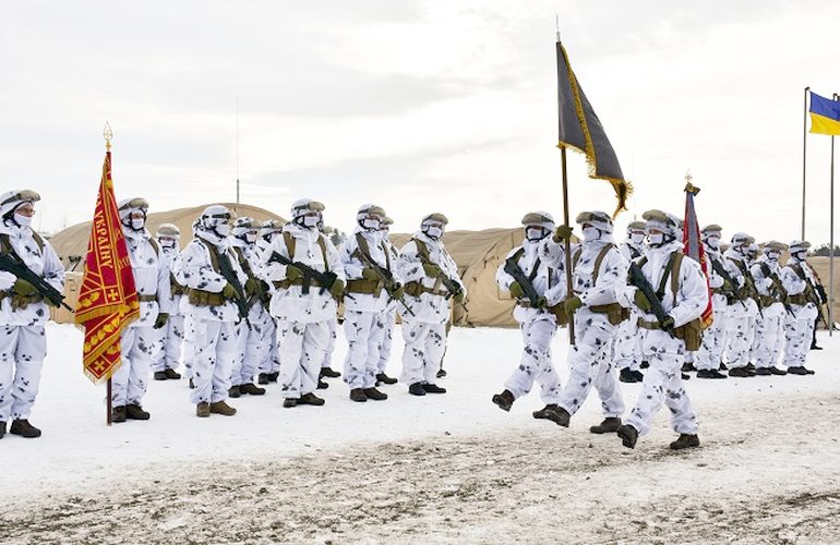 «Иду на вы»: Президент вручил Бердичевскому спецназу новую символику. ФОТО