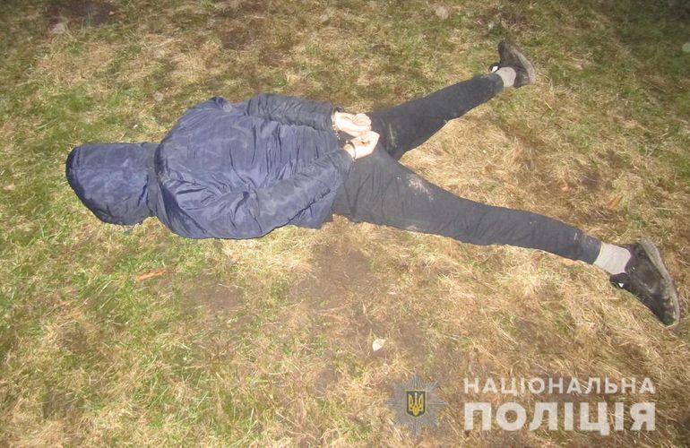 В Житомирской области 17-летний парень бросил гранату в полицейских. ФОТО