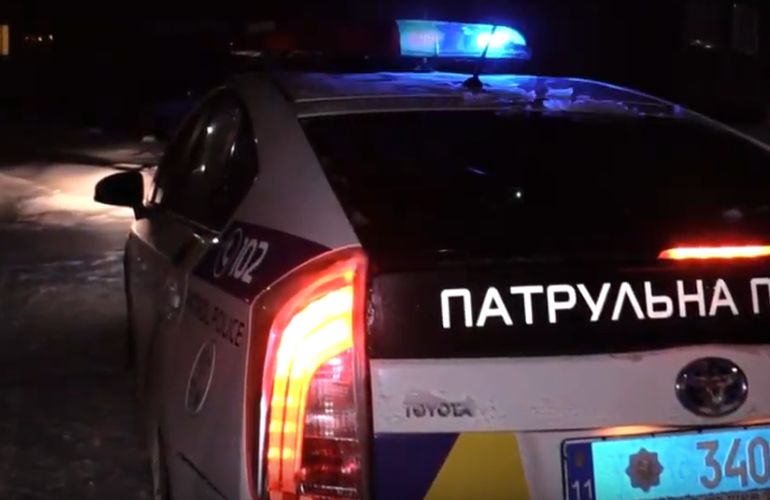 Ночная погоня в Житомире: мужчина обокрал знакомую и на угнанном авто попытался скрыться. ВИДЕО
