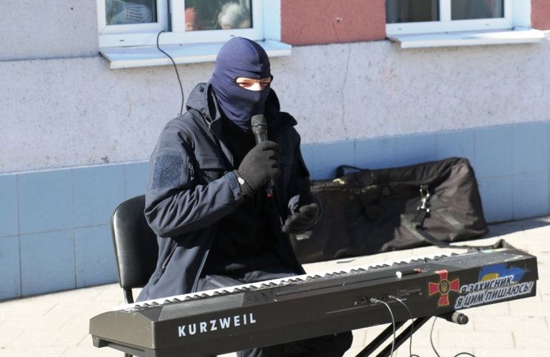 Piano Extremist играл для житомирян на улице Михайловской. ФОТО