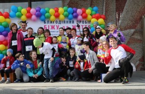  В Житомире во время <b>забега</b> собрали 77 тыс. грн для онкобольных детей. ФОТО 