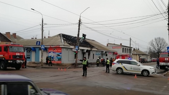 В центре Житомира сгорел магазин «Трусы выкрутасы». ФОТО ВИДЕО