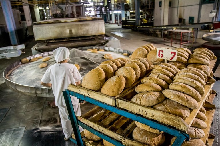 Пекари пугают украинцев подорожанием хлеба: эксперты называют новые цены необоснованными