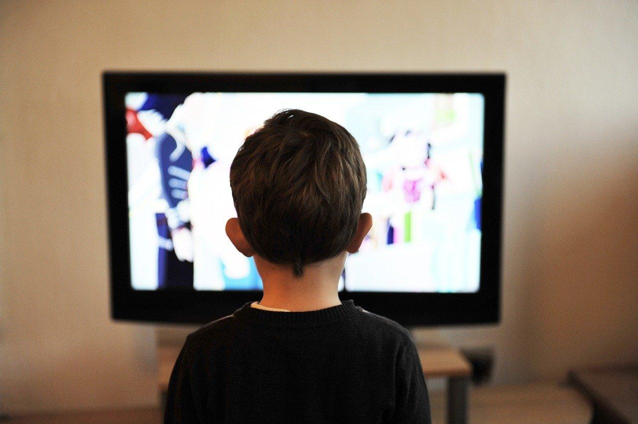 Как смотреть украинские телеканалы за границей бесплатно